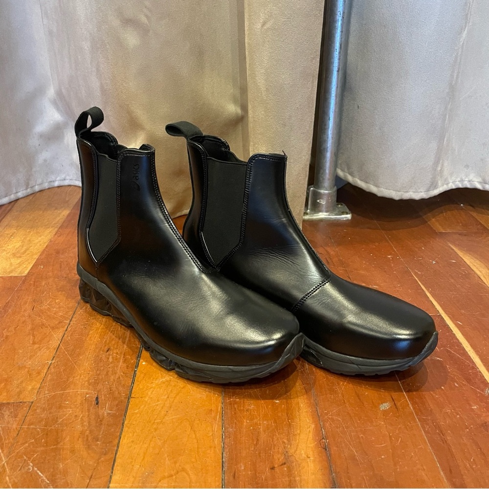 Black leather ASICS Chelsea boots